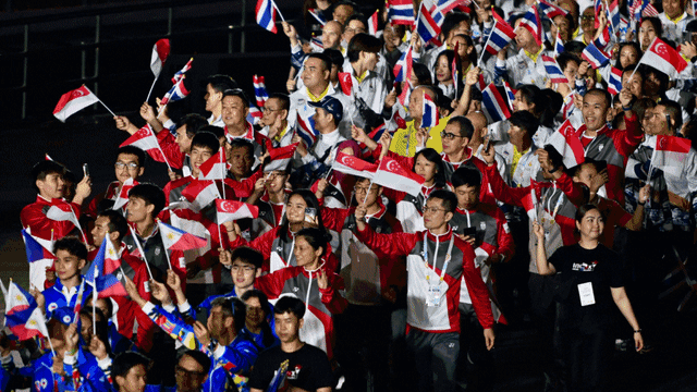 为何贝西洛维奇突然下课？媒曝已对球队失控，疑似遭球员逼宫