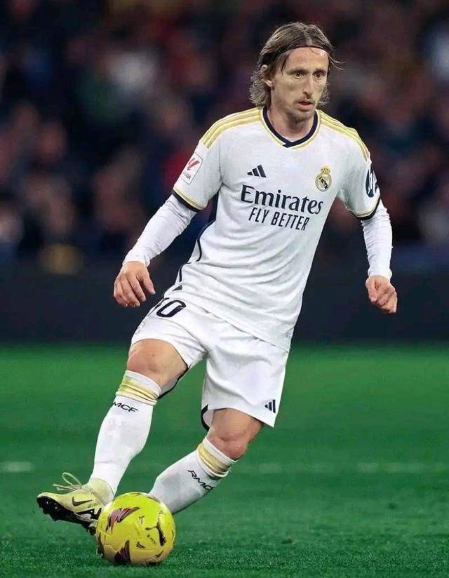 王楚钦为何仰天大笑？原因找到，谁注意孙颖莎的反应